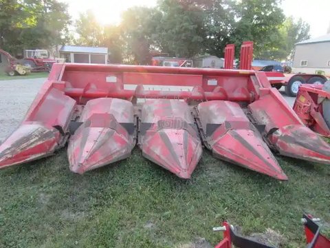 Main image for Used Massey Ferguson 1144 Header - Row Crop