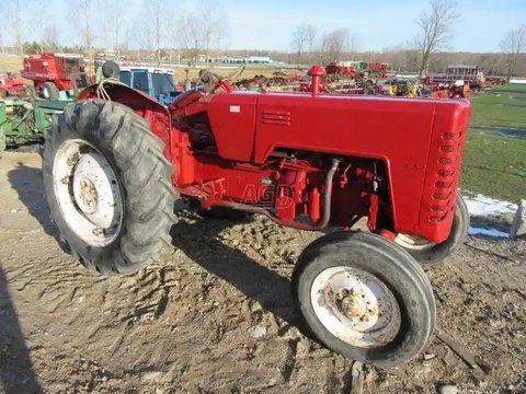 Main image for Used 1958 International Harvester B250 Tractor