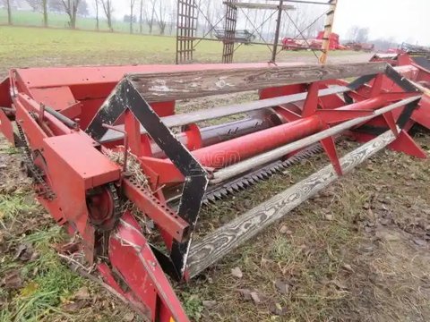 Main image for Used International Harvester 810 Header - Pickup