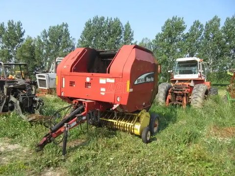 Main image for Used New Holland BR740 Round Baler