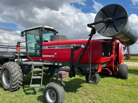 Main image for Used 2011 Massey Ferguson 9430 Windrower