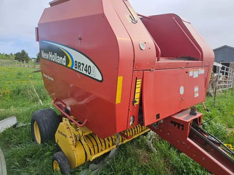Main image for Used New Holland BR740A Round Baler