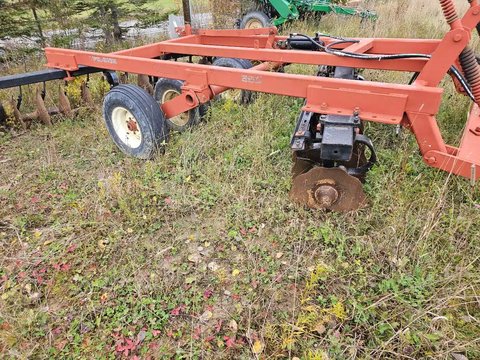 Main image for Used Wil-Rich 650 Rolling Basket