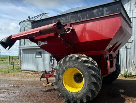 Main image for Used Unverferth 4500 Grain Cart