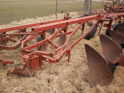 Main image for Used International Harvester 540 Plow