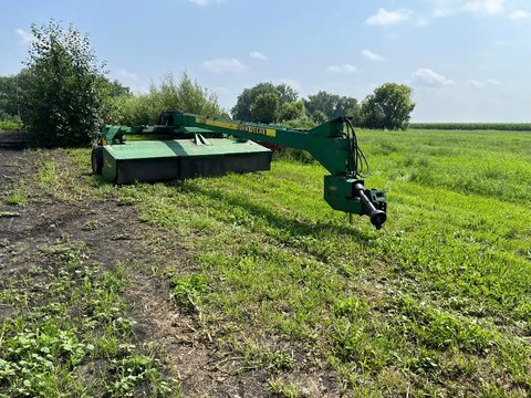 Main image for Used 1998 John Deere 945 Disc Mower Conditioner