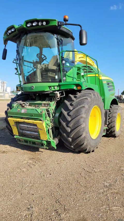 Main image for Used 2015 John Deere 8600 Forage Harvester