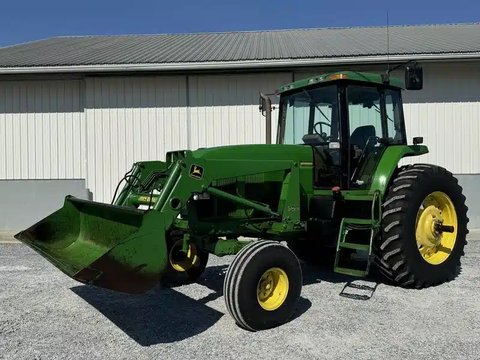 Main image for Used 1995 John Deere 7600 Tractor