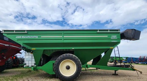 Main image for Used 2010 J&M 1325 Grain Cart
