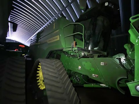 Main image for Used 2023 John Deere X9 1100 Combine