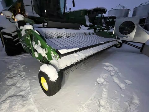 Main image for Used 2016 John Deere 615P Header - Draper