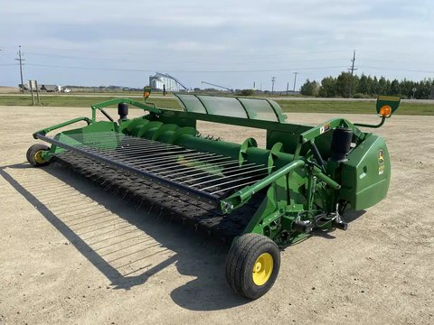 Main image for Used 2018 John Deere 615P Header - Draper