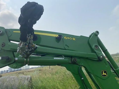 Main image for Used 2018 John Deere 640R Tractor Loader
