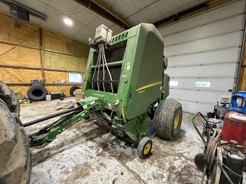 Main image for Used 2020 John Deere 560M Round Baler
