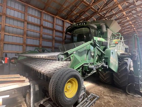 Main image for Used 2016 John Deere 615P Header - Draper