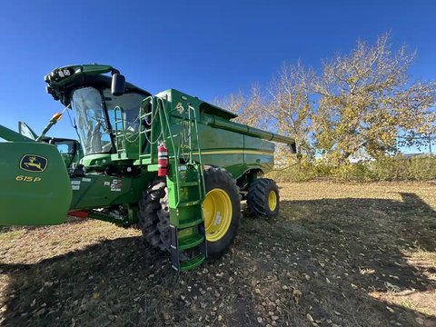 Main image for Used 2022 John Deere S790 Combine