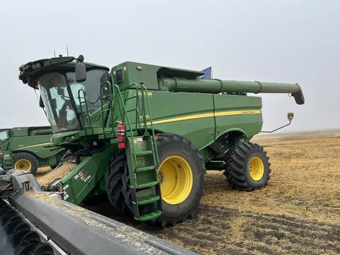 Main image for Used 2024 John Deere S790 Combine