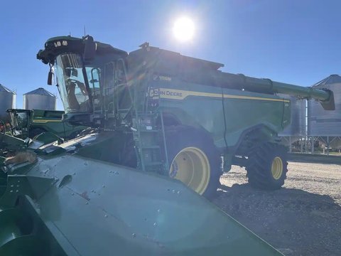 Main image for Used 2024 John Deere X9 1100 Combine