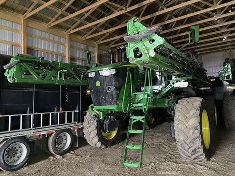 Main image for Used 2023 John Deere 410R Sprayer - Self Propelled