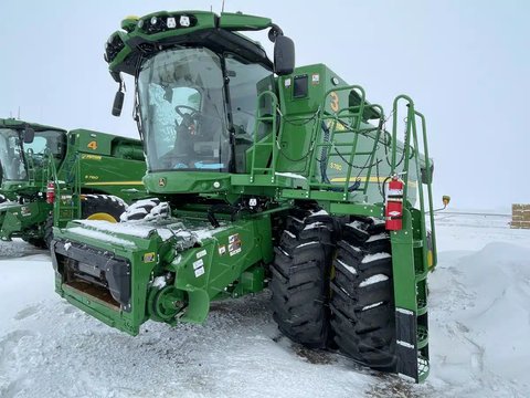 Main image for Used 2024 John Deere S780 Combine
