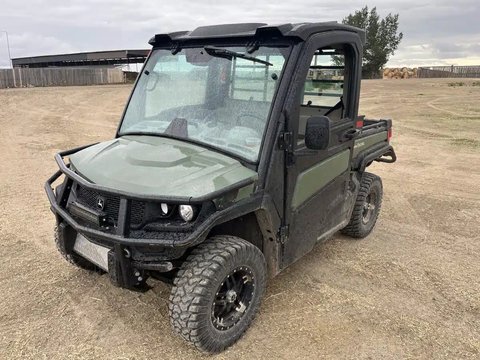 Main image for 2023 John Deere XUV 835R