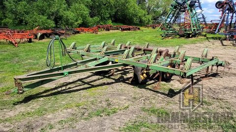 Main image for Used John Deere E1600 Cultivator