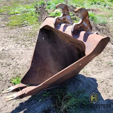 Main image for Used Unspecified 200 Series Excavator Hoe Ditching Digging V Bucket w/ Replaceable Teeth Bucket
