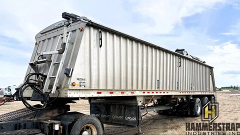 Main image for Used 2012 Dakota Dry Tender Fertilizer Tridem Semi Trailer Trailer - Tender