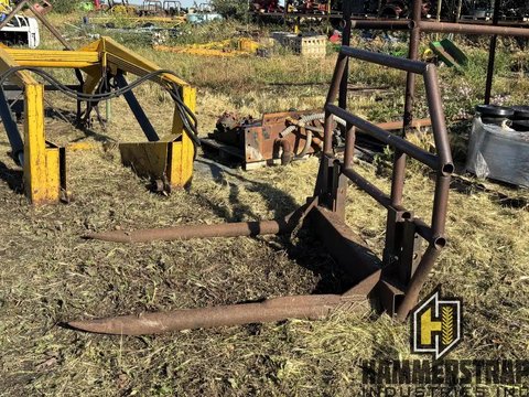 Main image for Used Unspecified Round Bale 2 Spear Fork Attachment Bale Spear