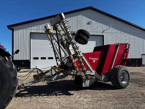 Main image for Used Kongskilde STONEBEAR SB5200 Rock Picker