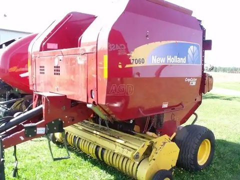 Main image for Used 2015 New Holland BR7060 Round Baler
