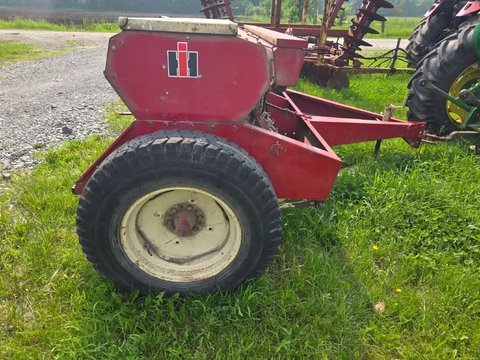 Main image for Used Case IH 510 Drill