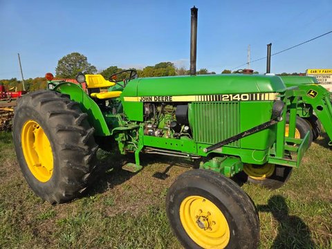 Main image for Used John Deere 2140 Tractor