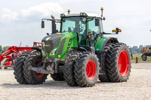 Main image for Used 2019 Fendt 826 VARIO Tractor