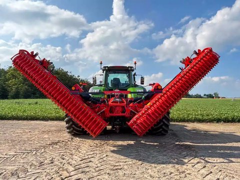 Main image for 2023 Kuhn HR 8040 R Power Harrow