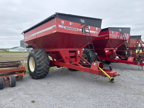 Main image for Used 2012 Unverferth 6225 Grain Cart