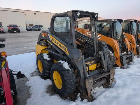 Main image for 2014 New Holland L220 Skid Steer