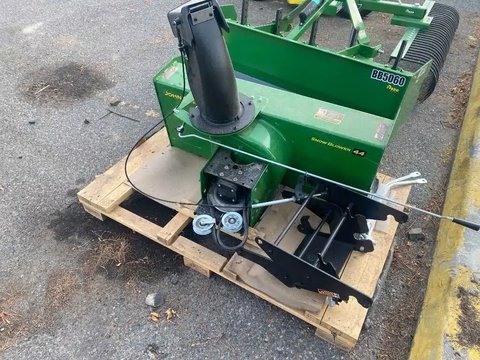 Main image for New 2023 John Deere 44SB Snow Blower
