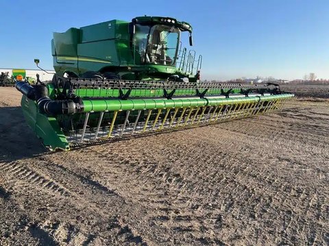 Main image for Used 2022 John Deere 635F Header - Flex