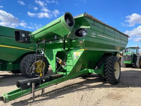 Main image for Used 2008 J&M 1325 Grain Cart