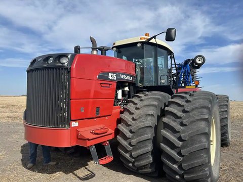 Main image for Used 2011 Versatile 435 Tractor