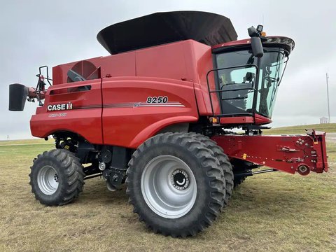 Main image for Used 2019 Case IH 8250 Combine