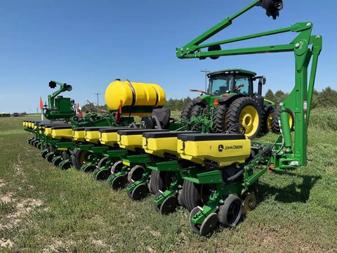 Main image for Used 2021 John Deere 1775NT Planter