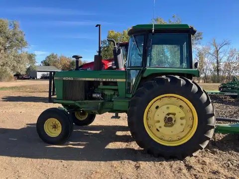 Main image for Used 1982 John Deere 4040 Tractor