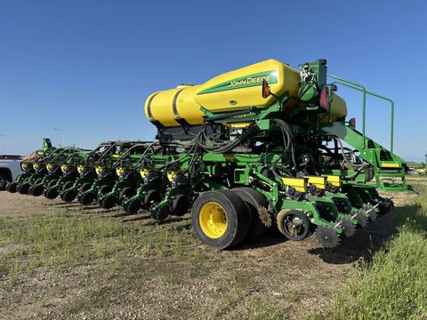 Main image for Used 2016 John Deere DB60 Planter