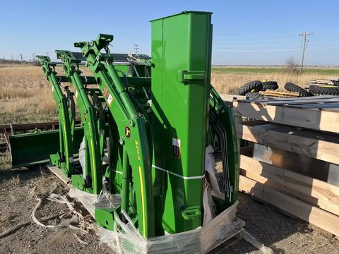 Main image for Used 2023 John Deere NEW 320R Tractor Loader