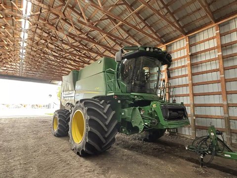 Main image for Used 2023 John Deere S790 Combine
