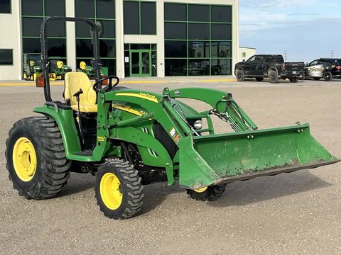 Main image for Used 2011 John Deere 3520 Tractor