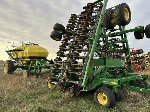 Main image for Used 2007 John Deere 1890 Air Drill