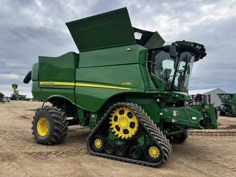 Main image for Used 2023 John Deere S790 Combine
